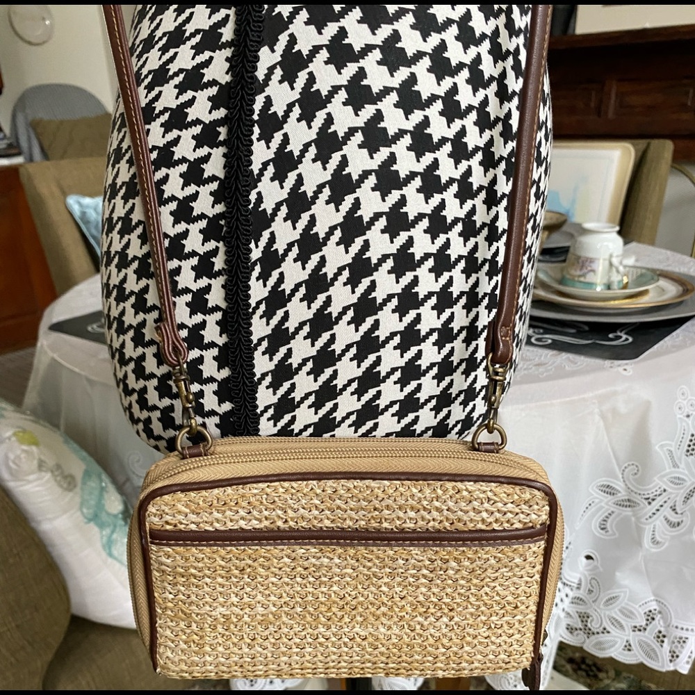 Connection Woven Crossbody - Picture 12 of 13